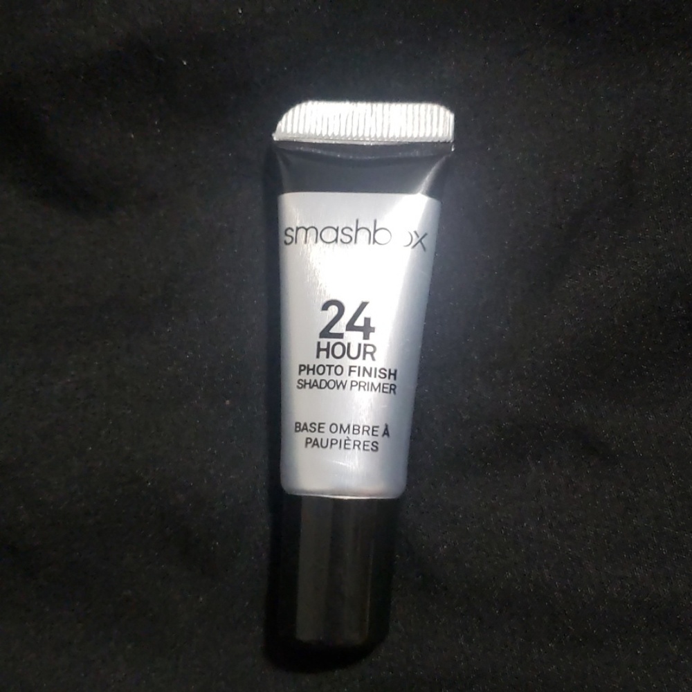 BRAND NEW eyeshadow primer
